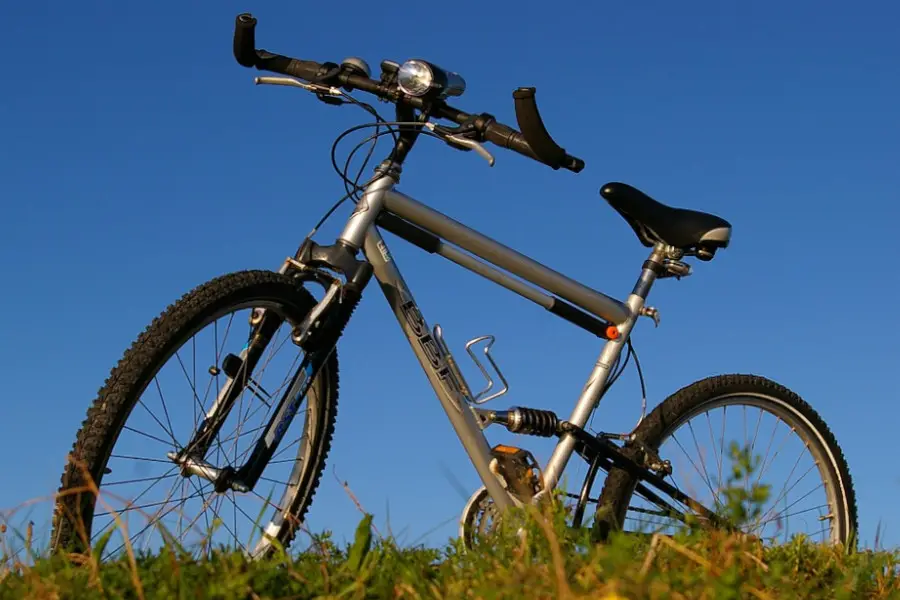 Why-Should-You-Add-Mountain-Bike-Bar-Ends-to-Your-Bike---